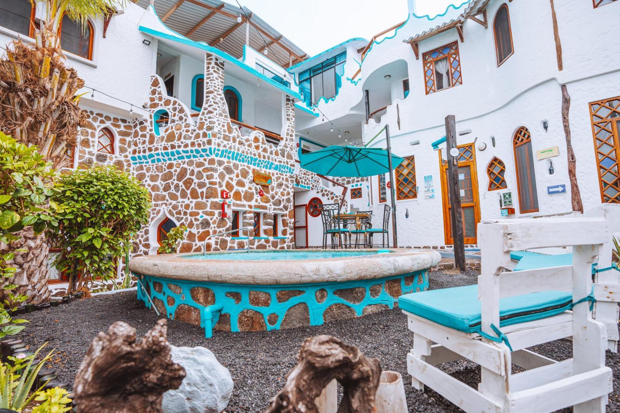 Maidith Galapagos Inn Puerto Ayora  Exteriör bild